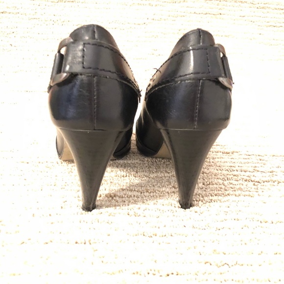 Black Leather heels - Picture 4 of 8